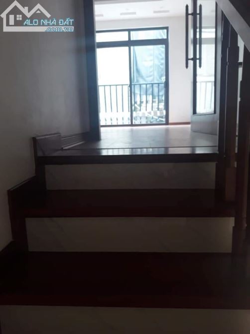 BÁN NHÀ PHÂN LÔ, P THỤY KHÊ,Q TÂY HỒ, DT:40M2 5T MT: 4M GIÁ: 5,95TỶ - 3