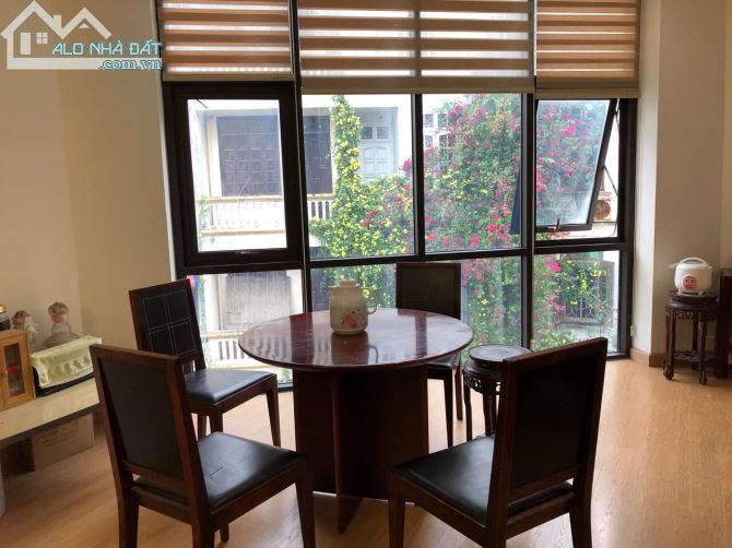 Nhà Mới Thang Máy. Bán nhà Phân lô ngõ 279 Đội Cấn 70m x 8 tầng Mtiên 5m Giá 16 tỷ - 2