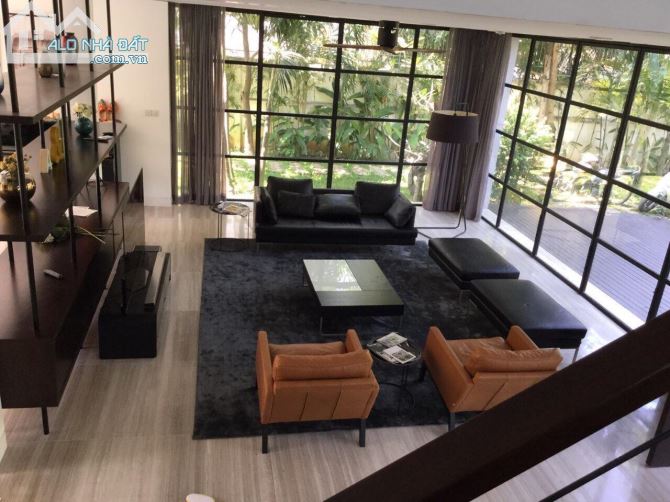 ĐẸP - Biệt thự Đẳng cấp của chủ sở hữu. Khu nhà giàu Thảo Điền. DT: 26x35. Giá: 90 tỷ.