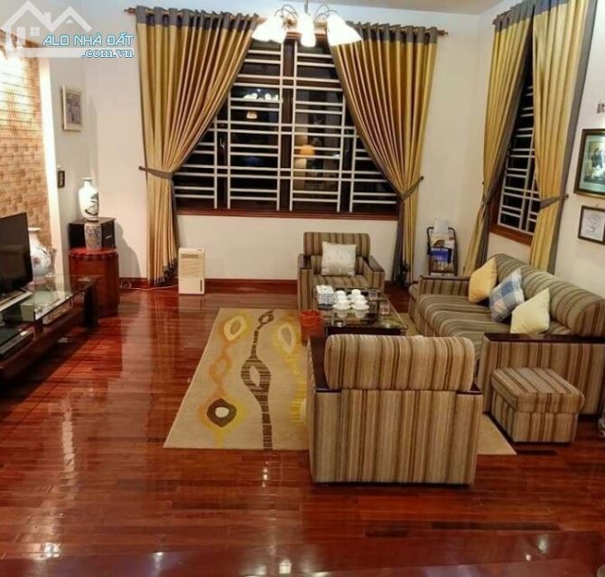 HOÀNG CẦU - PHÂN LÔ - 7 TẦNG THANG MÁY - Ô TÔ TRÁNH KINH DOANH VÔ ĐỊCH - NHỈNH 16 TỶ - 1