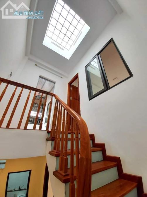 NHÀ MỚI ĐẸP - VỀ Ở CỰC THÍCH - NGÕ THÔNG TO RỘNG - 68M RA PHỐ TRƯƠNG ĐỊNH. - 5