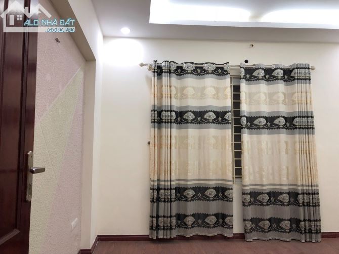 Bán Nhà Nguyễn Trãi, Q Thanh Xuân Gần Royal City 33m2x4T MT 4.3 - 1