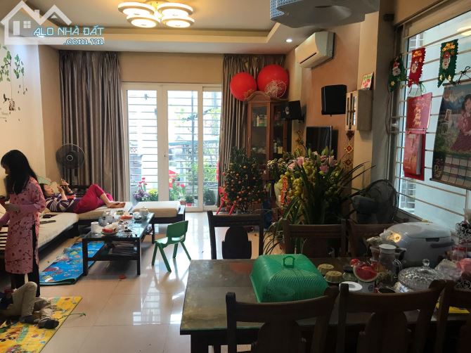 Bán Nhà Khương Trung, Q Thanh xuân, Ô Tô, Lô Góc 50x5T MT 4.8m