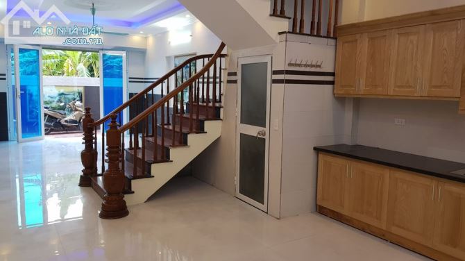 Bán nhà 4 tầng phố Nguyễn Phúc Lai, Dt 33m2 Nội thất đầy đủ, Ngõ thông, giá 4 tỷ 200tr
