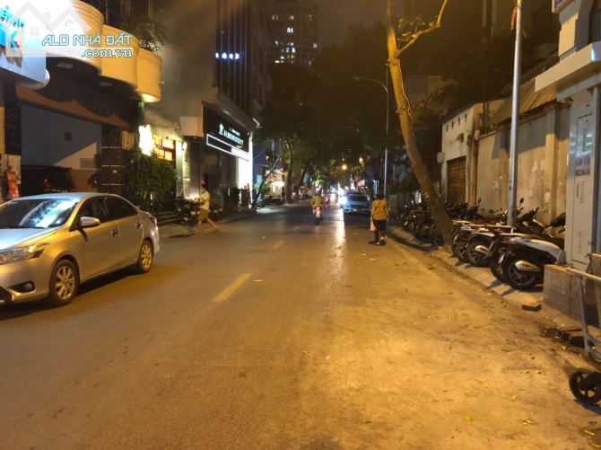 BÁN TÒA NHÀ 11 TẦNG MẶT PHỐ BÙI THỊ XUÂN. KINH DOANH ĐỈNH CAO. 141m2 MT7m, Giá 70,5Tỷ - 1