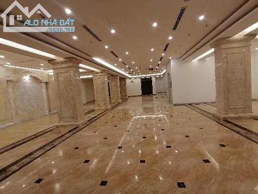Bán tòa KS 3 Sao 10 tầng phố Nguyễn Thị Định 86 phòng 3 sao. Giá= 190tỷ - 1