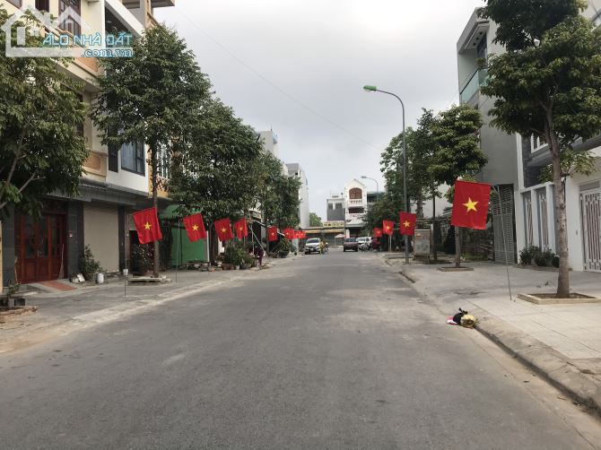 Cần bán nhanh 2 lô đất cạnh nhau MB530 -  đối diện khách sạn Mường Thanh, Cực hiếm, 63.2m2 - 1