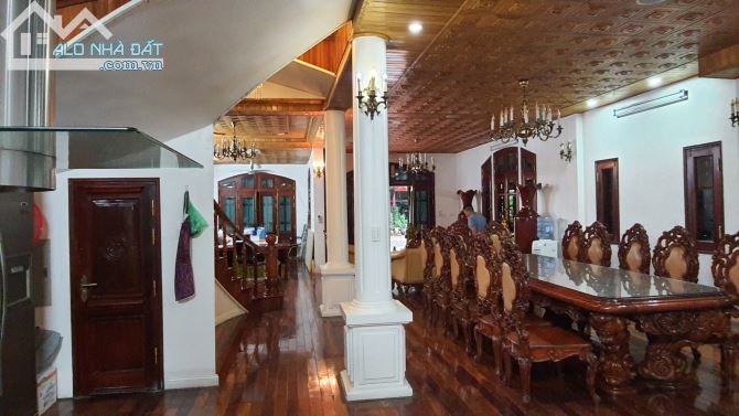 bán Biệt Thự hồ Văn Quán-KĐT Văn Quán,Hà Đông. DT 212m2. KD cực tốt.Ở cực Sướng.Giá 79tỷ6 - 4