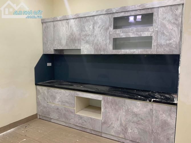 Bán Nhà Mặt Ngõ Ô Tô Phố Nhân Hòa, Q Thanh Xuân 38mx5T, MT 5.8m, Nhà Mới Vào Ở Luôn - 1