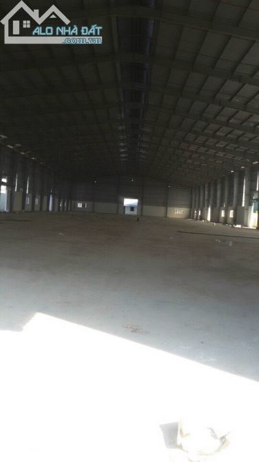 Cần cho thuê kho xưởng 1900 m2 130tr/th, 1400m2 70tr/th, 2000m2 100tr/th, 3200m2 180tr/th