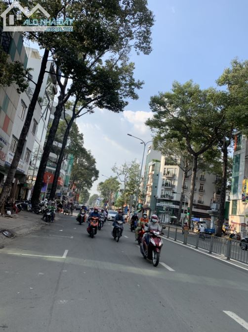 Bán nhà mặt tiền 1137 Trần Hưng Đạo 2 chiều Quận 5 diện tích 4x25m công nhận đủ giá 29 tỷ - 1