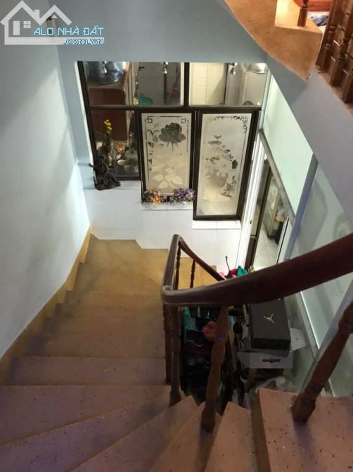 Bán gấp nhà 104m2, 3 tầng, Cách Mạng Tháng 8, Quận 10 giá 10 tỷ - 1