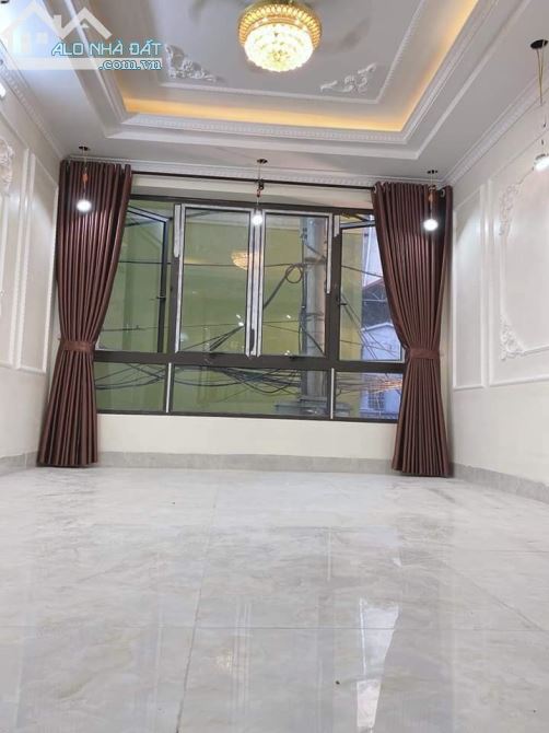 BỒ ĐỀ THANG MÁY Ô TÔ 50M, 6 TẦNG, MT 4M, 6 TỶ. NGÕ THÔNG - Ô TÔ VÀO NHÀ - KINH DOANH - 4