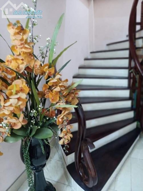 💰 Bán nhà Đường Láng phường Ngã Tư Sở, DT vươn ra tầng 2 40m, MT 3.5m, chỉ 4.95 tỷ - 2