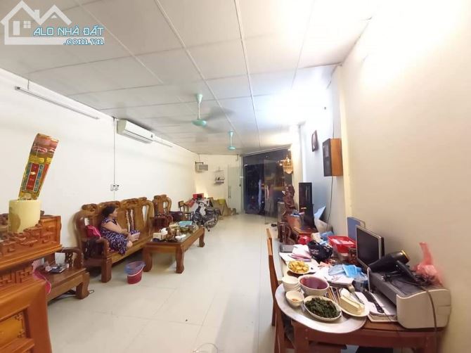 Bán Nhà, Đất Thach Bàn, Cổ Linh. Vỉa hè ô tô tránh. Kinh Doanh - 2