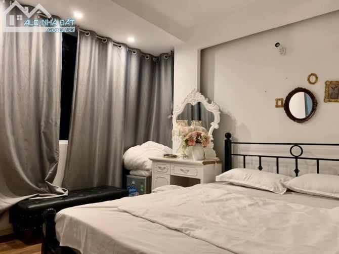 Bán nhà khu phân ĐH Bách Khoa, ngõ 33 Lê Thanh Nghị, 30m2 x 5 tầng, giá 3 tỷ 950tr - 4