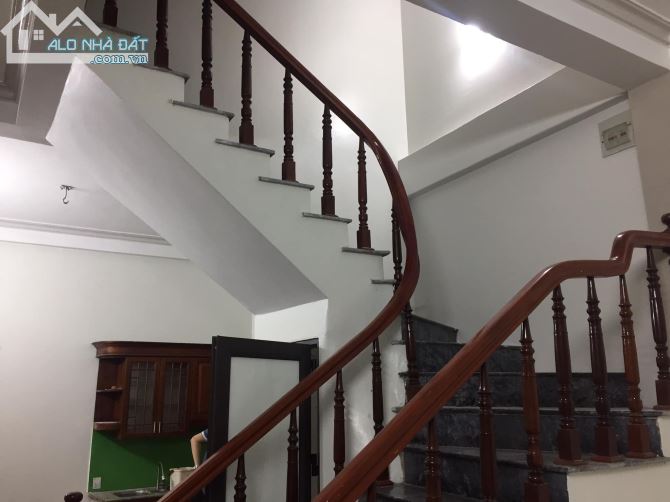 Bán nhà mặt ngõ Ô tô đõ,Kinh Doanh phố Chùa Bộc, Dt 55m2 x5 tầng, Mt 5m. giá 9,5 tỷ - 4
