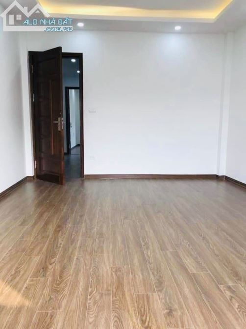 Bán Nhà Mặt Ngõ Rộng, Bùi Xương Trạch, Q Thanh Xuân, ô Tô 42mx 4 tầng Nhà Mới Vào ở Luôn - 1