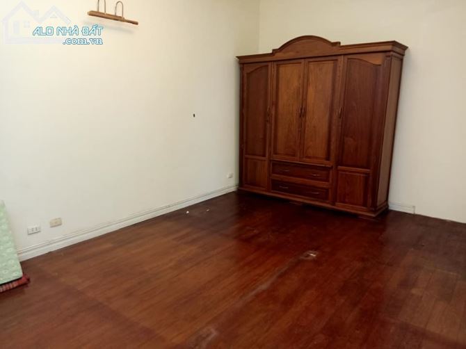 BT NGUYỄN KHÁNH TOÀN, LÔ GÓC 2 MẶT NGÕ, 70M RA PHỐ, GARA ÔTÔ- 153M2, MT 8.5M - GIÁ 17.5 TỶ - 2