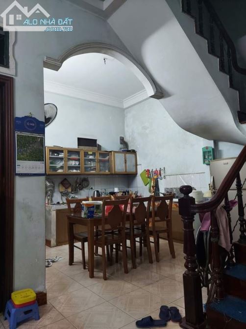 Bán nhà ngõ 102 Khuất Duy Tiến to rộng rãi, cực thích hợp kinh doanh, DT 109m, MT 7.6m - 2