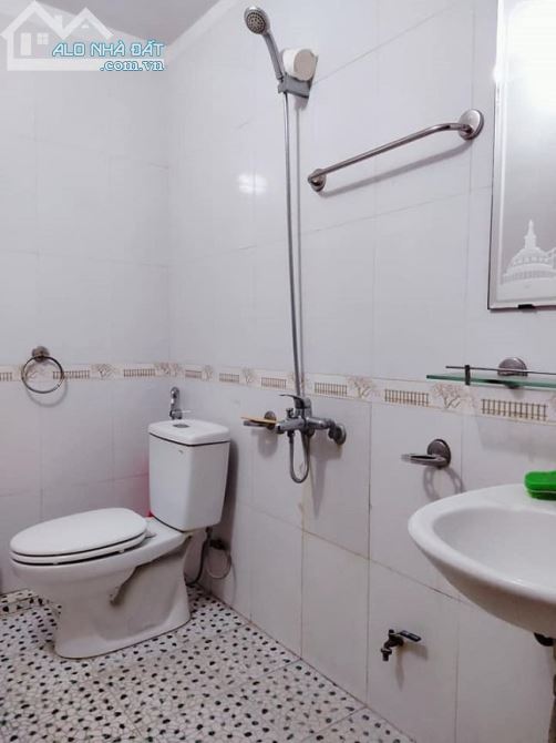 Bán nhà 4 tầng mặt ngõ phố Giảng Võ, Dt 38m2 x4 tầng, Mt 4m Giá 4,3 tỷ - 3