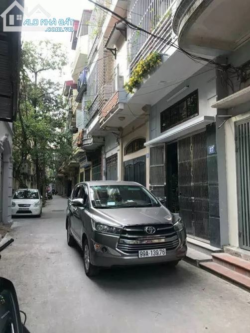 Bán nhà 5 tầng Ô tô đõ cửa phố Trương Định, Dt 52m2 Đầy đủ nội thất, giá 7,8 tỷ