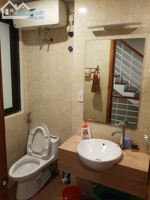 Bán nhà Phố Phan Đình Phùng 55 m2, ô tô vào nhà, mặt tiền 5 m, phố kinh doanh gía 67 tỷ. - 2