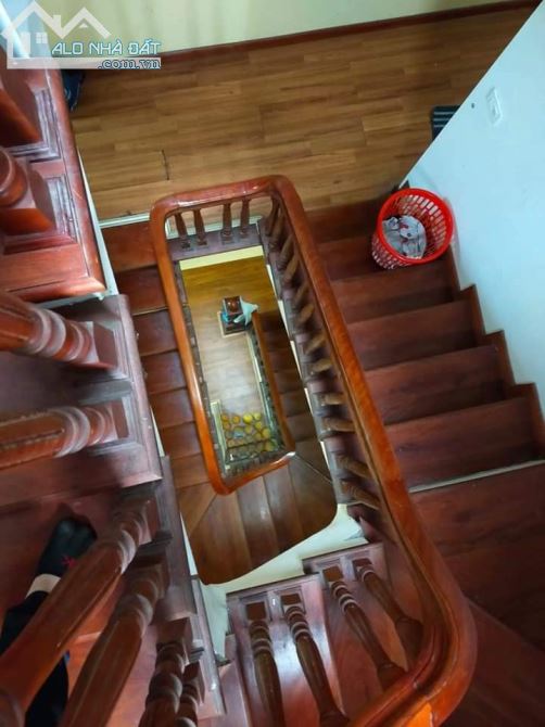 Bán nhà mặt ngõ phố Hoa Lư, Dt 45m2 x5 tầng Mt 4m, giá 7,9 tỷ Ô tô đõ cửa - 2