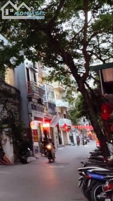Bán nhà lô góc 3 mặt thoáng Trung Liệt, 6 tầng vừa ở vừa kdoanh quá tuyệt 🥳