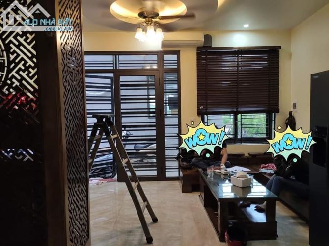 NGÕ THẠCH BÀN 30M, 5 TẦNG, MT 5,3M, 3,5 TỶ. 7 CHỖ ĐỖ CỔNG, TRƯỚC NHÀ QUY HOẠCH CÔNG VIÊN. - 3