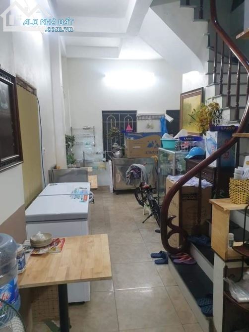NGỌC LÂM 59/80M, 3 TẦNG, MT 3,6M, 7,9 TỶ. KINH DOANH - VỈA HÈ - Ô TÔ TRÁNH - LÔ GÓC - VIEW - 2