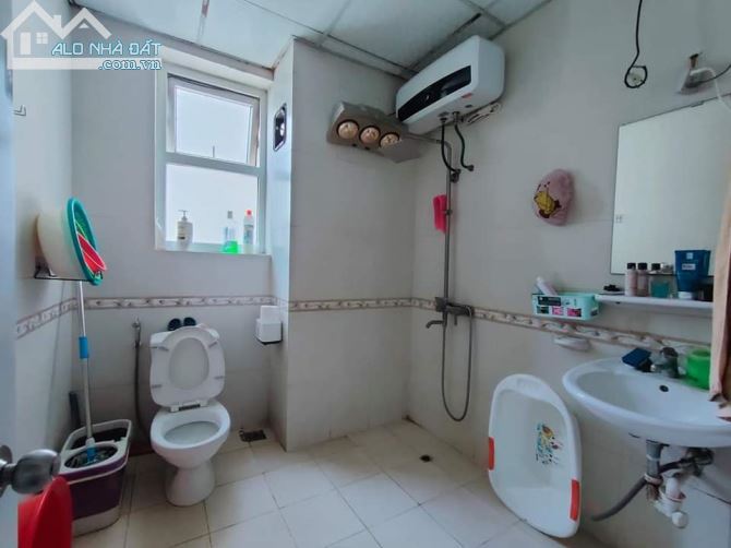CHUNG CƯ SÀI ĐỒNG, LÔ GÓC 2 THOÁNG 100M, TẦNG 6, 2,5 TỶ.  FULL NỘI THẤT, GẦN VINHOMES RIVE - 4