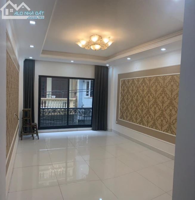 Bán nhà 5 tầng phố Thái Hà, diện tích 34m2, Mt 4.5m, Đầy đủ nội thất, giá 5,6 tỷ - 2