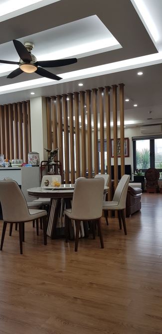 Bán tòa nhà CHDV Phố Nghĩa Tân - Hoàng Quốc Việt - Cầu Giấy.Lô góc,140m2,8 tầng,thang máy - 1