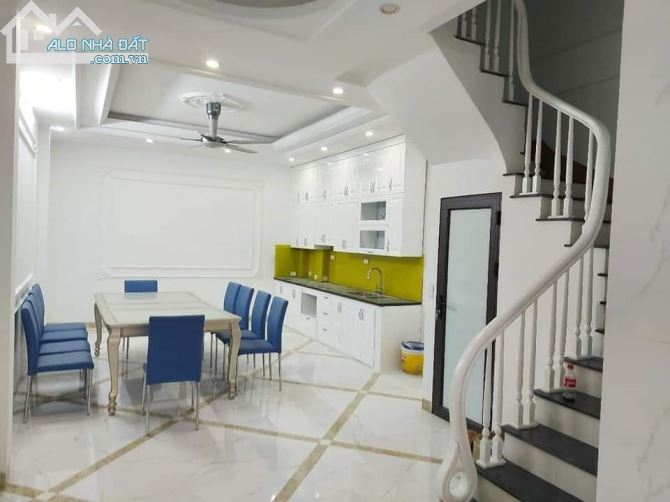 TRƯỜNG LÂM 75M, 5 TẦNG, MT 4,5M, 6,1 TỶ, NHÀ MỚI KOONG - GARA ÔTÔ  - THANG MÁY - NỘI THẤT - 2
