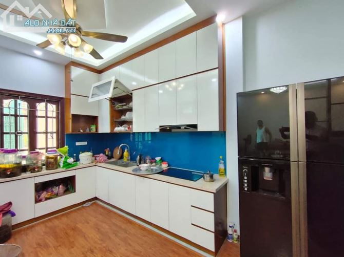 LÂM DU 66M, 3 TẦNG, MT 7,6M, 4,28 TỶ. NHÀ TỰ XÂY - FULL NỘI THẤT 600 TRIỆU - 50M RA PHỐ LÂ - 2