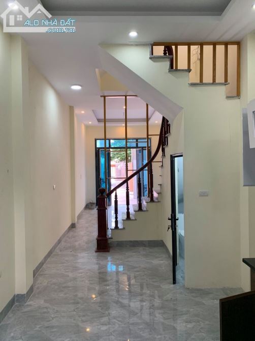 Bán nhà phố Pháo Đài Láng, gần BV Nhi TW Dt 33m2 x4 tầng, giá chỉ 3 tỷ 800tr - 2
