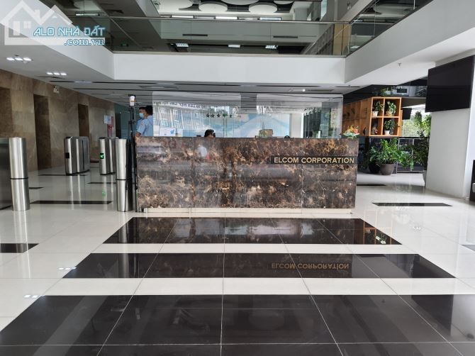Cho thuê văn phòng tại tòa nhà Elcom Building,phố Duy Tân Dịch Vọng Hậu DT từ 50-700m2 - 1