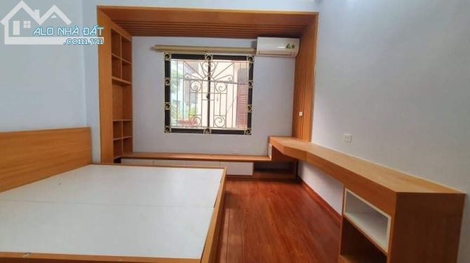Nhà Đẹp Vào ở Luôn Phố Vương Thừa Vũ, Q Thanh Xuân, 48mX 4 tầng, Mt 5.7m, Ô tô - 2