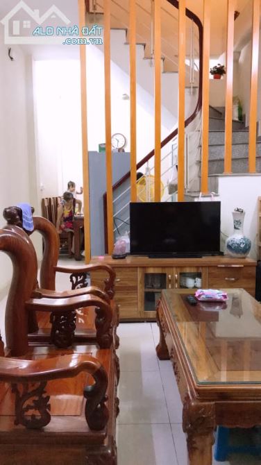 Bán nhà phố Trương ĐỊnh, Diện tích 33m2 x5 tầng Mt 4m giá 4 tỷ, Nhà đẹp ở ngay