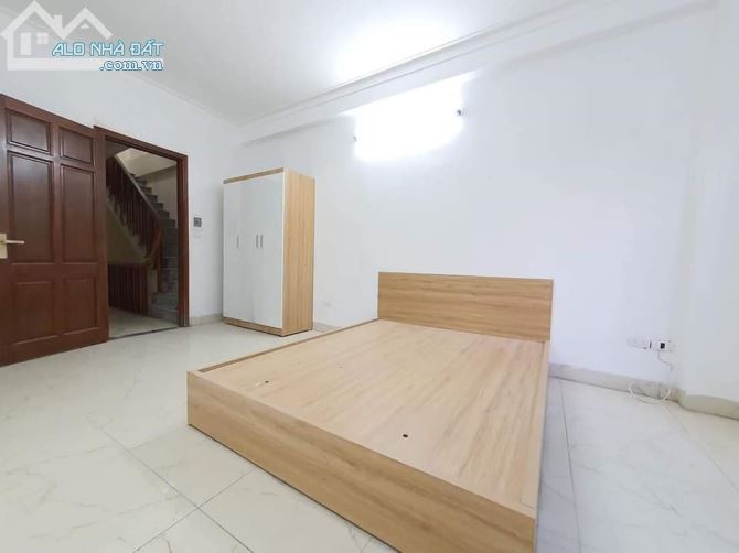 Nguyễn văn cừ,CHO THUÊ 66 TRIỆU/THÁNG - 11 NGỦ, 67m x 6 tầng 8,5 tỷ, Ô TÔ, THANG MÁY,. - 1