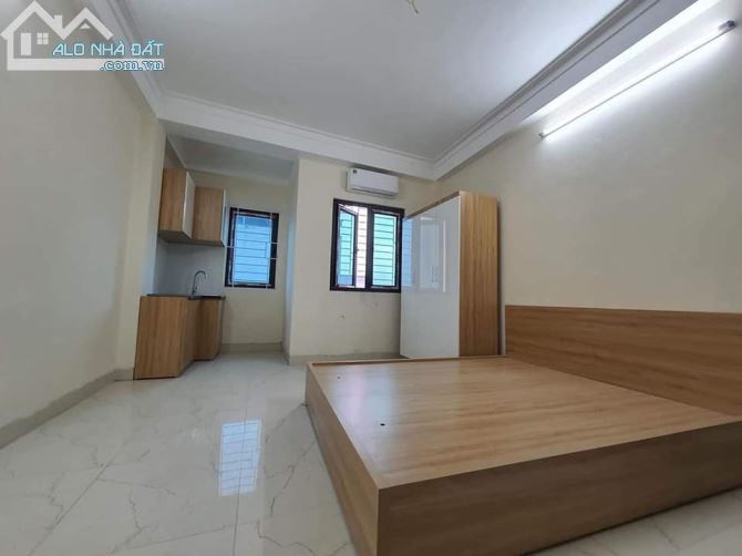 Nguyễn văn cừ,CHO THUÊ 66 TRIỆU/THÁNG - 11 NGỦ, 67m x 6 tầng 8,5 tỷ, Ô TÔ, THANG MÁY,. - 2