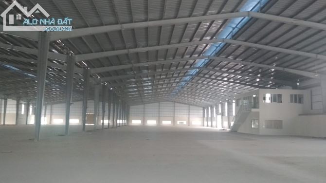 KHO XƯỞNG GẦN 2.000M2 MT PHAN VĂN HỚN QUẬN 12, CÁCH QL 1A, 200M, GẦN TRƯỜNG CHINH - 2