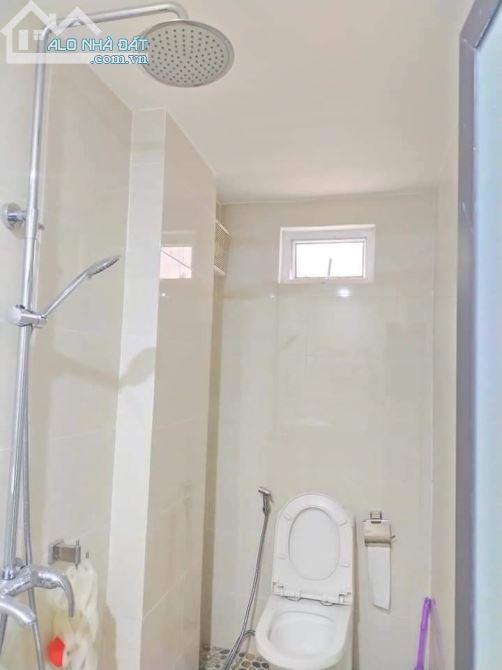 Siêu rẻ, Ngõ Lâm Du 70m, 3 tầng, mỹ 7.6m,  4.3 tỷ.  + Vị trí cách cầu Chương Dương 300m, - 4