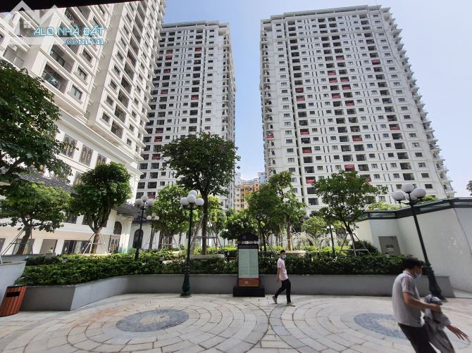 Cho thuê văn phòng mới tại dự án Iris Garden, 30 Trần Hữu Dực, Q.Nam Từ Liêm, từ 127-300m2