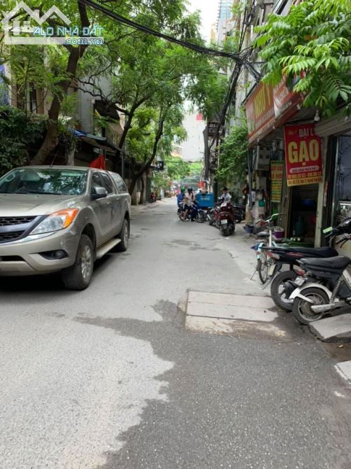 Siêu hiếm - Bán nhà mảnh đất mặt Hồ Phương Liệt. Thanh Xuân. DT: 55m. MT: 4.8m. KD  đỉnh