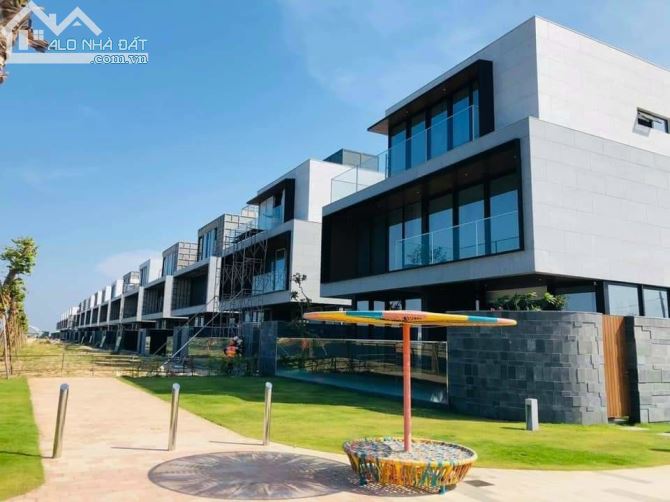 Cần Bán Biệt thự 2 mặt tiền Vew sông Đà Nẵng - Hội An, trung tâm Đà Nẵng giá rẻ - 2