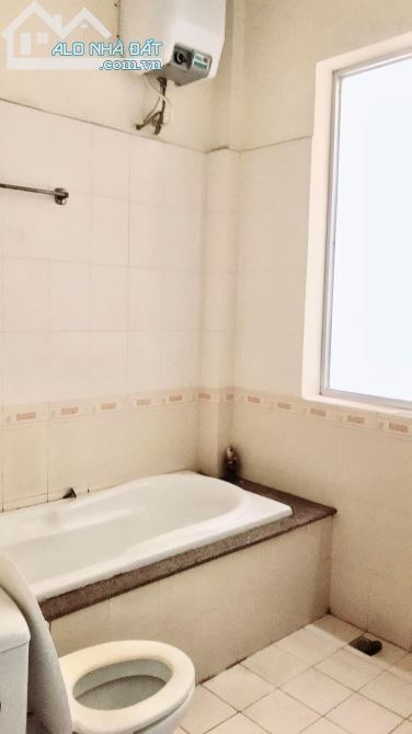Mặt tiền hiếm đường Nguyễn Thị Minh Khai Quận 1 giá 57.5 tỷ - 2