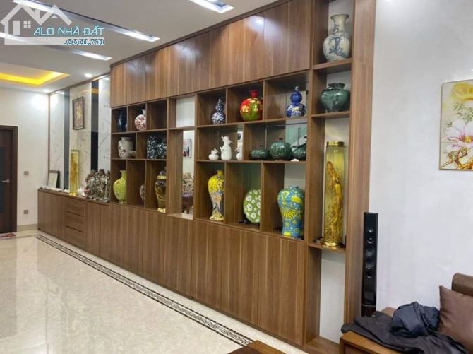 NHÀ VÍP PHỐ CÁT LINH - HÀO NAM DT62m2 MẶT TIỀN RỘNG, KINH DOANH - 2