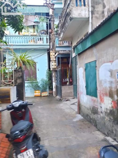 VIEW HỒ SÀI ĐỒNG NGÕ THÔNG 15 M Ô TÔ TRÁNH, MT RỘNG TIỆN ÍCH 55 M C4 NHỈNH 3 TỶ - 1